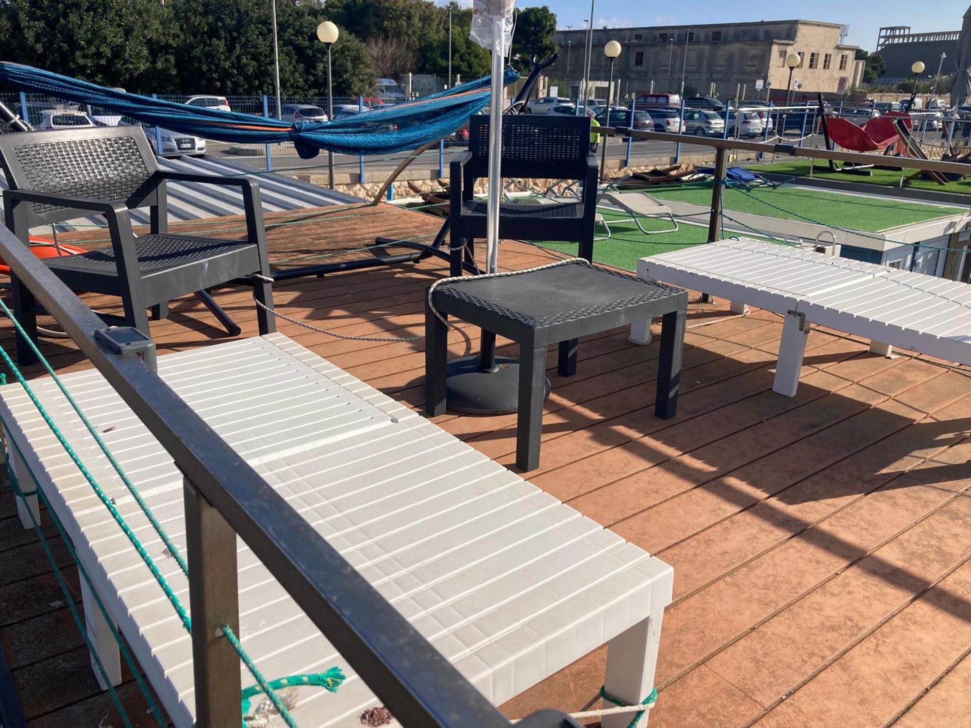Houseboat Sardinia Suite Cagliari Bagian luar foto